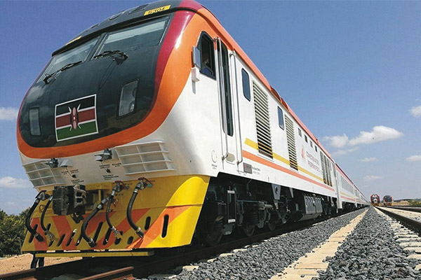 Kenya Zugfahrt Nairobi Mombasa Küste Kurzsafari Madaraka Expresszug